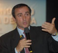Dr. Gustavo Idoyaga